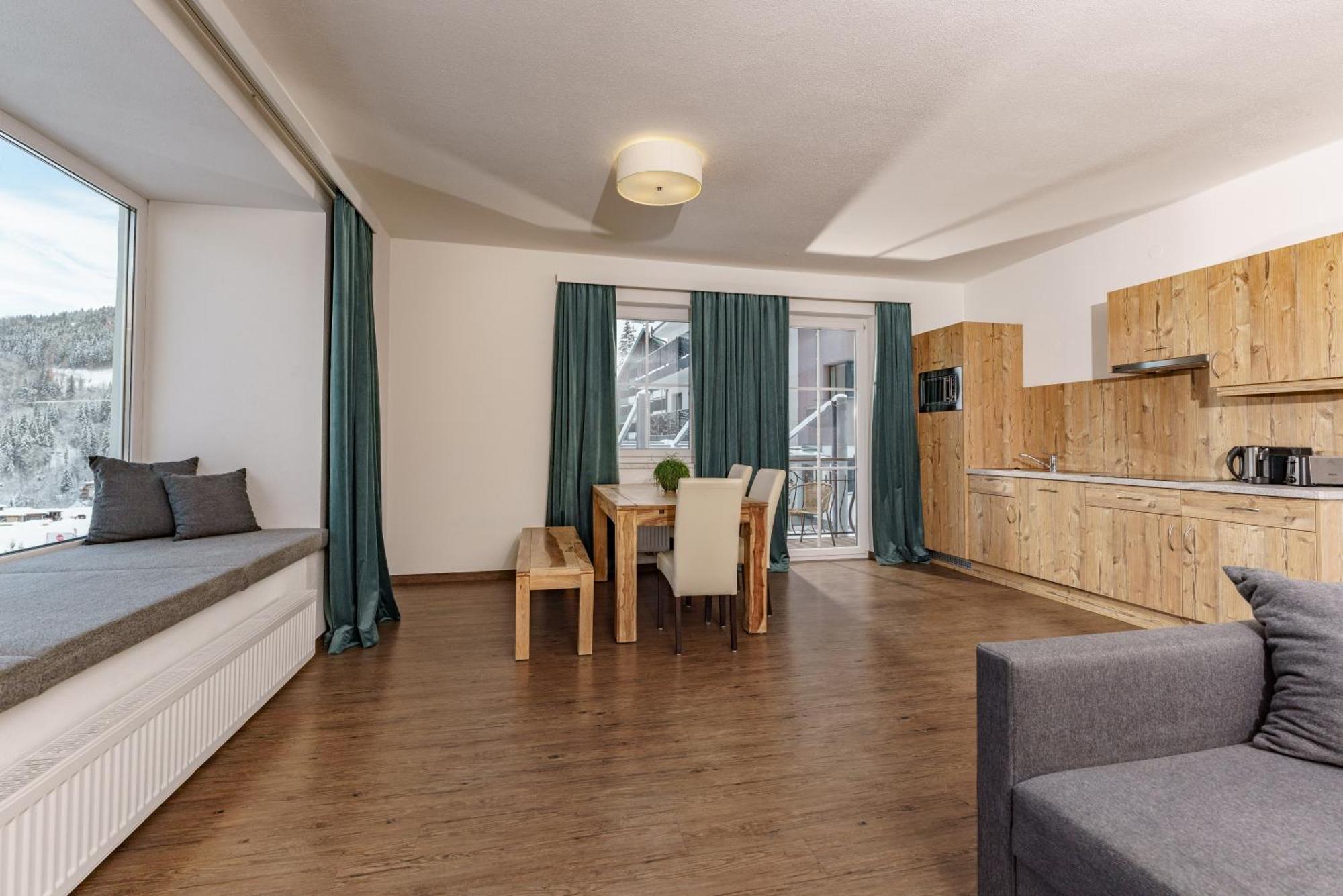 Appartements Landhaus Hubertus Wellness & Breakfast Schladming Exterior foto