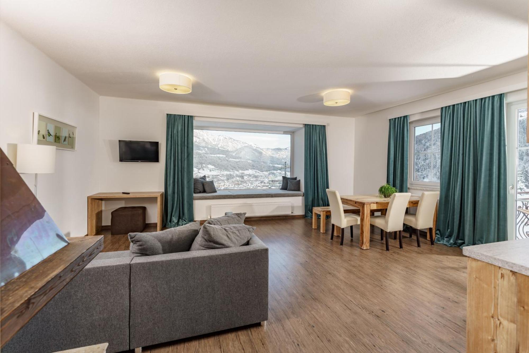 Appartements Landhaus Hubertus Wellness & Breakfast Schladming Exterior foto